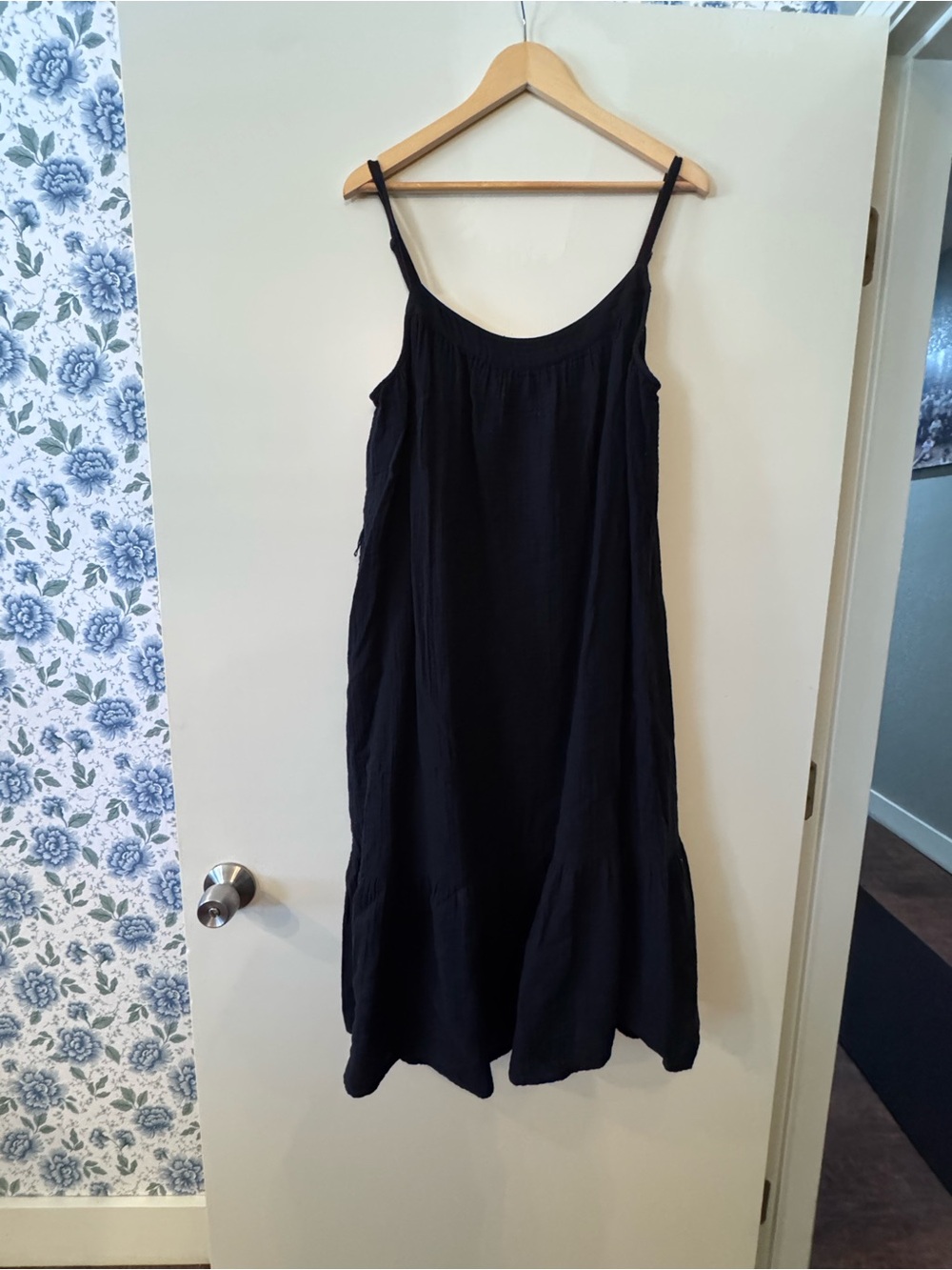 GAP Black Maxi Spaghetti Strap Dress